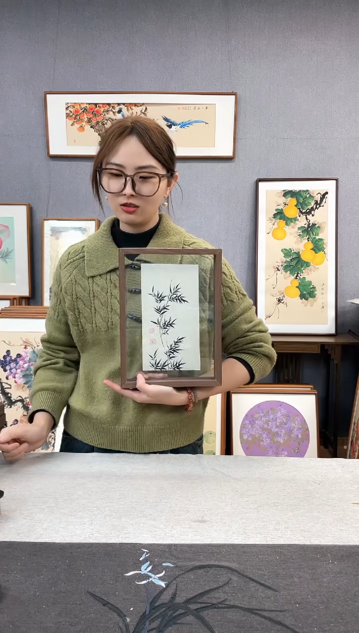 【闪购商品】国画A4-23*32摆台手绘作品-墨竹