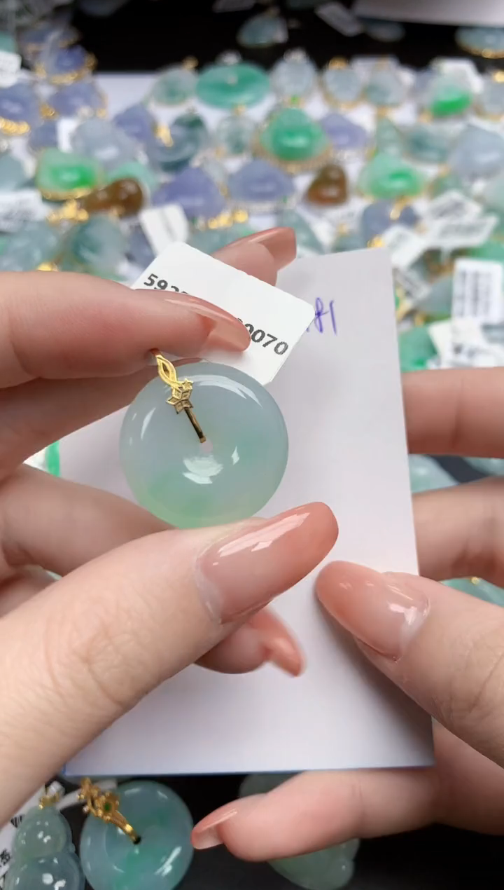 【闪购商品】翡翠颈饰18K金镶嵌天然缅甸翡翠A货