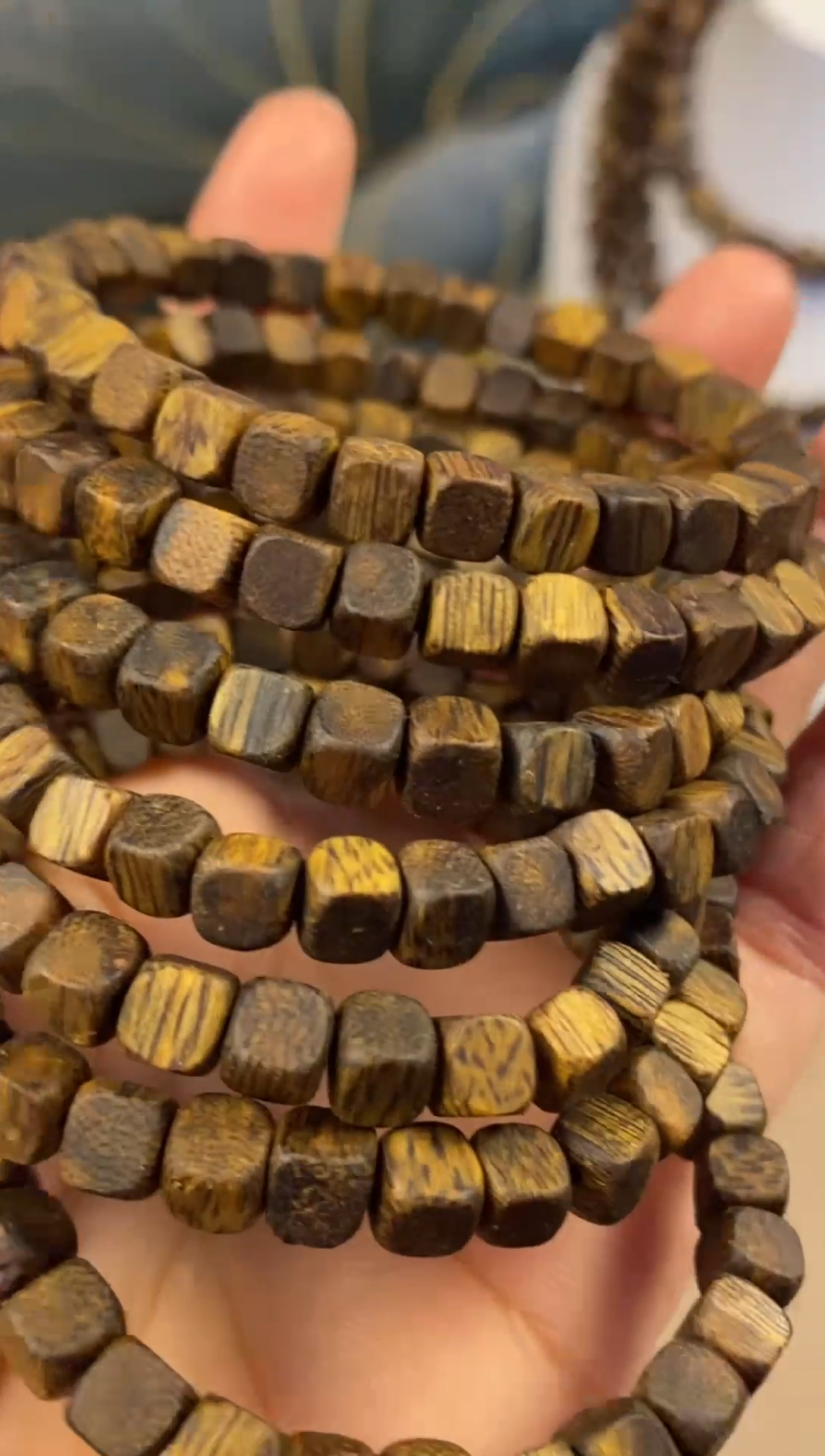 沉香沉香碎屑0.6小方糖乌深圆叶3克