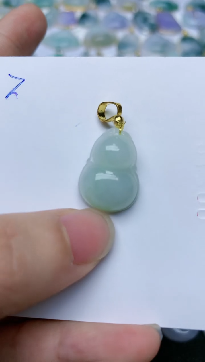 【闪购商品】翡翠颈饰合金天然翡翠A货    