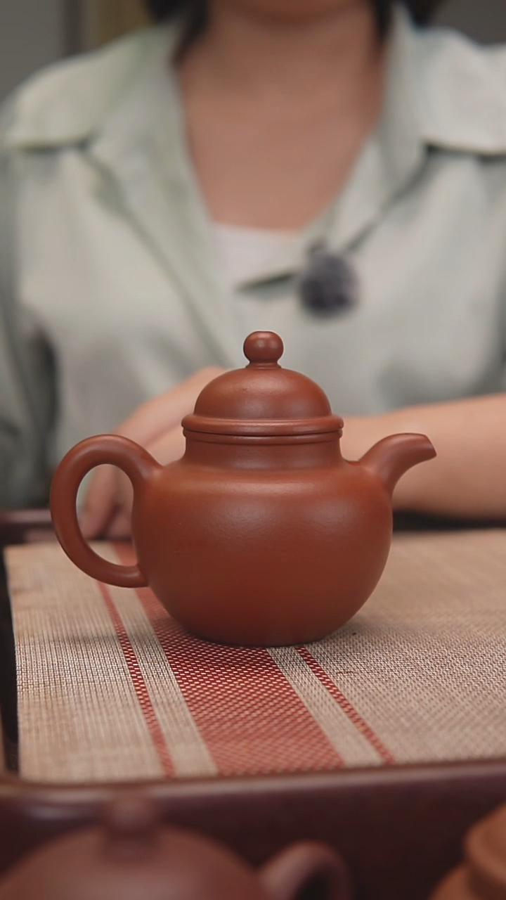 茶壶紫砂生砂朱泥掇球180cc