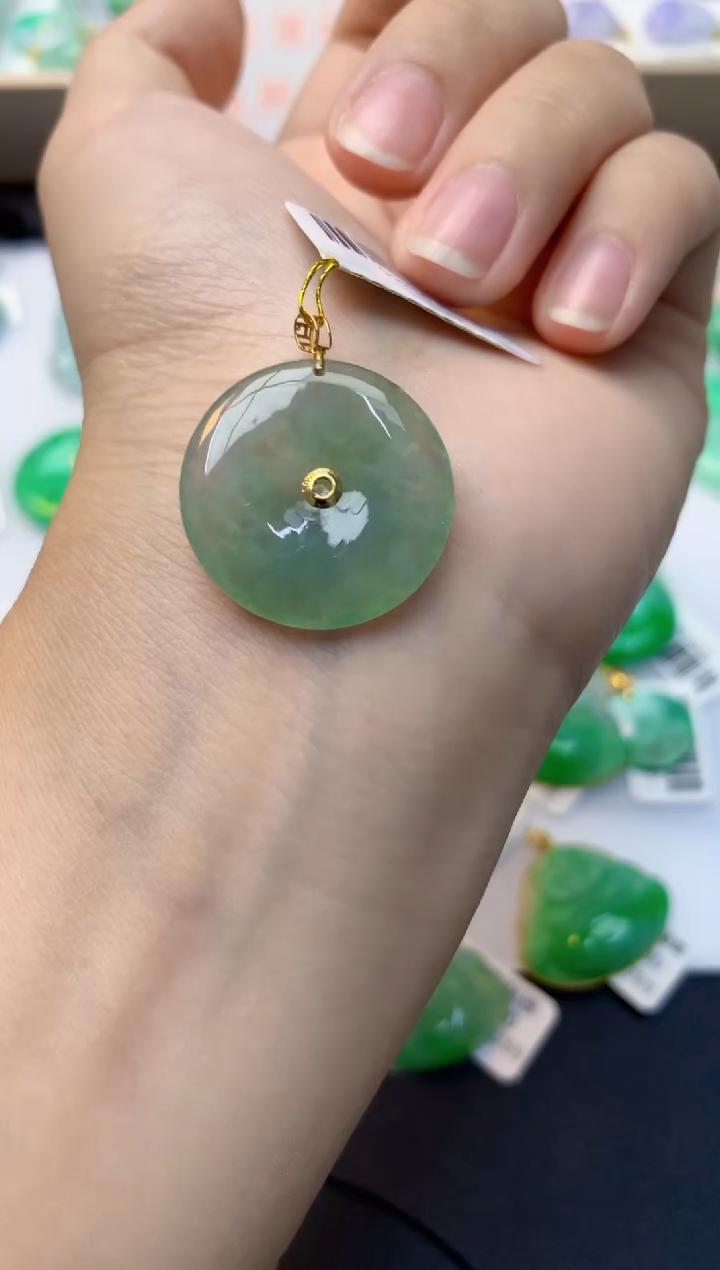 颈饰18K金镶嵌翡翠天然缅甸A货翡翠百元以上9元证书费自理