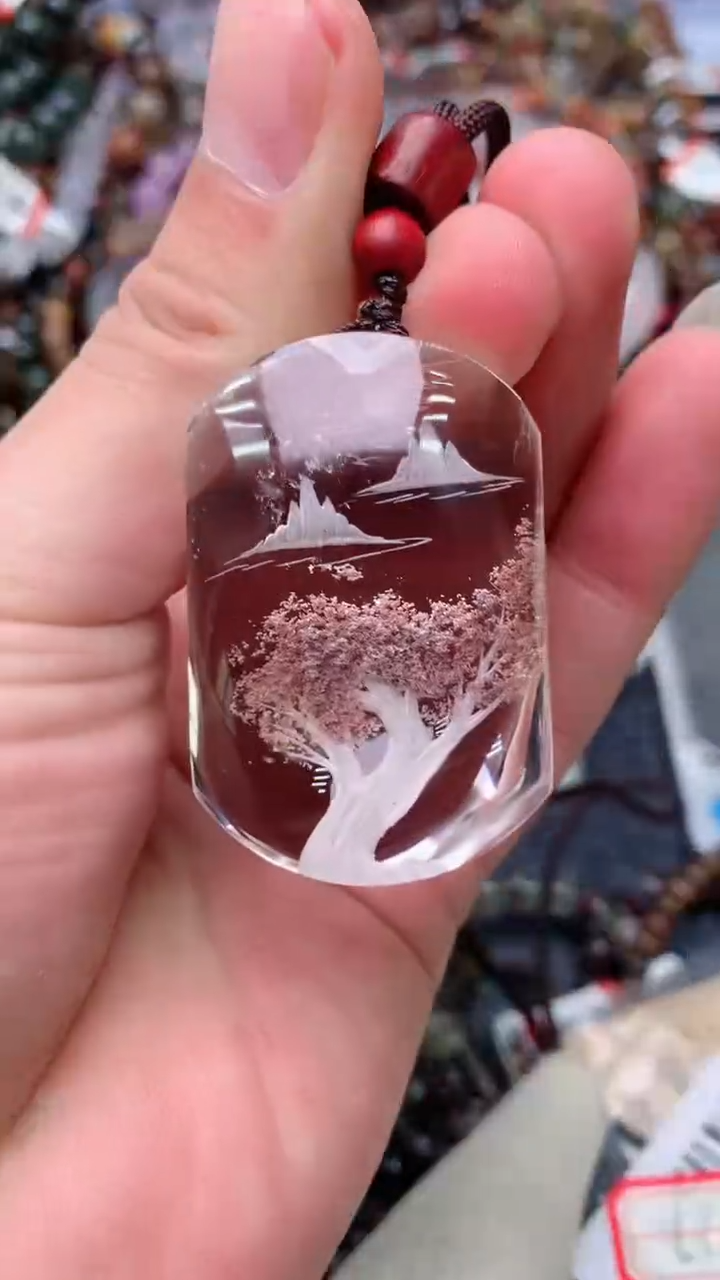 【闪购商品】水晶吊坠(赠链)未镶嵌55