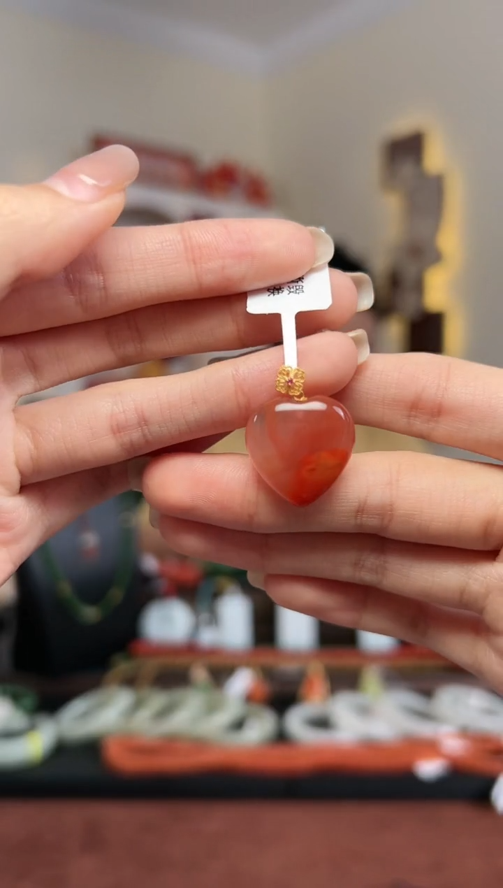 【闪购商品】南红玛瑙颈饰18K金镶嵌09- 19*8