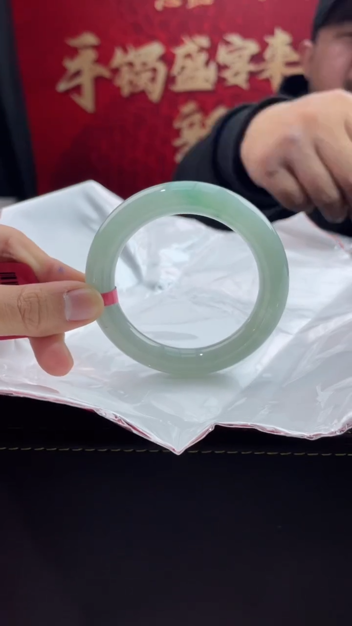 【闪购商品】翡翠手镯未镶嵌翡翠手镯