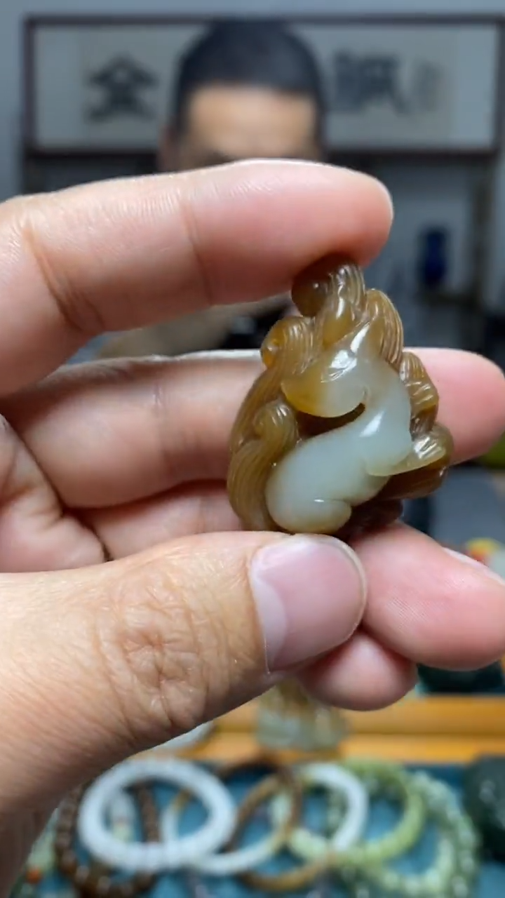 颈饰未镶嵌和田玉9