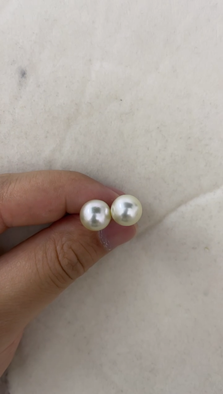 银S925镶嵌海水珍珠耳饰耳钉