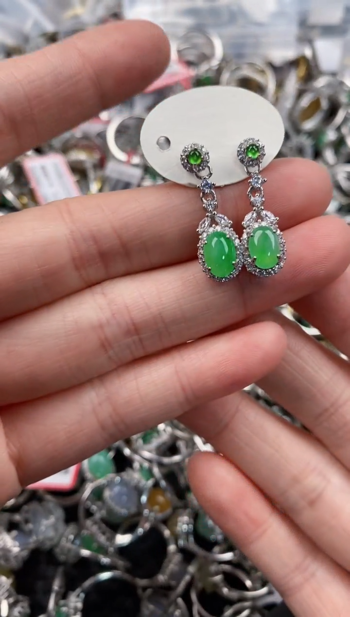 银S925镶嵌戒指翡翠333              2