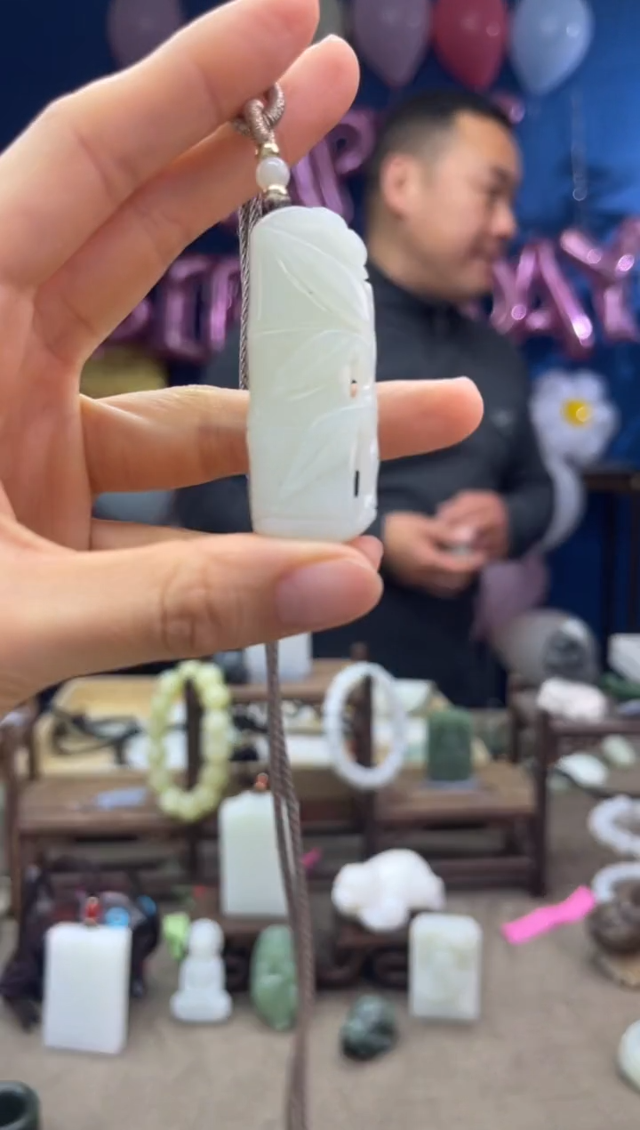 【闪购商品】和田玉颈饰未镶嵌1