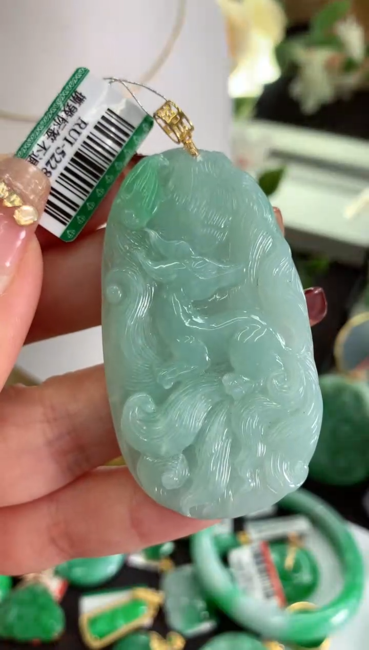 【闪购商品】翡翠吊坠(不含链)18K金镶嵌挂件