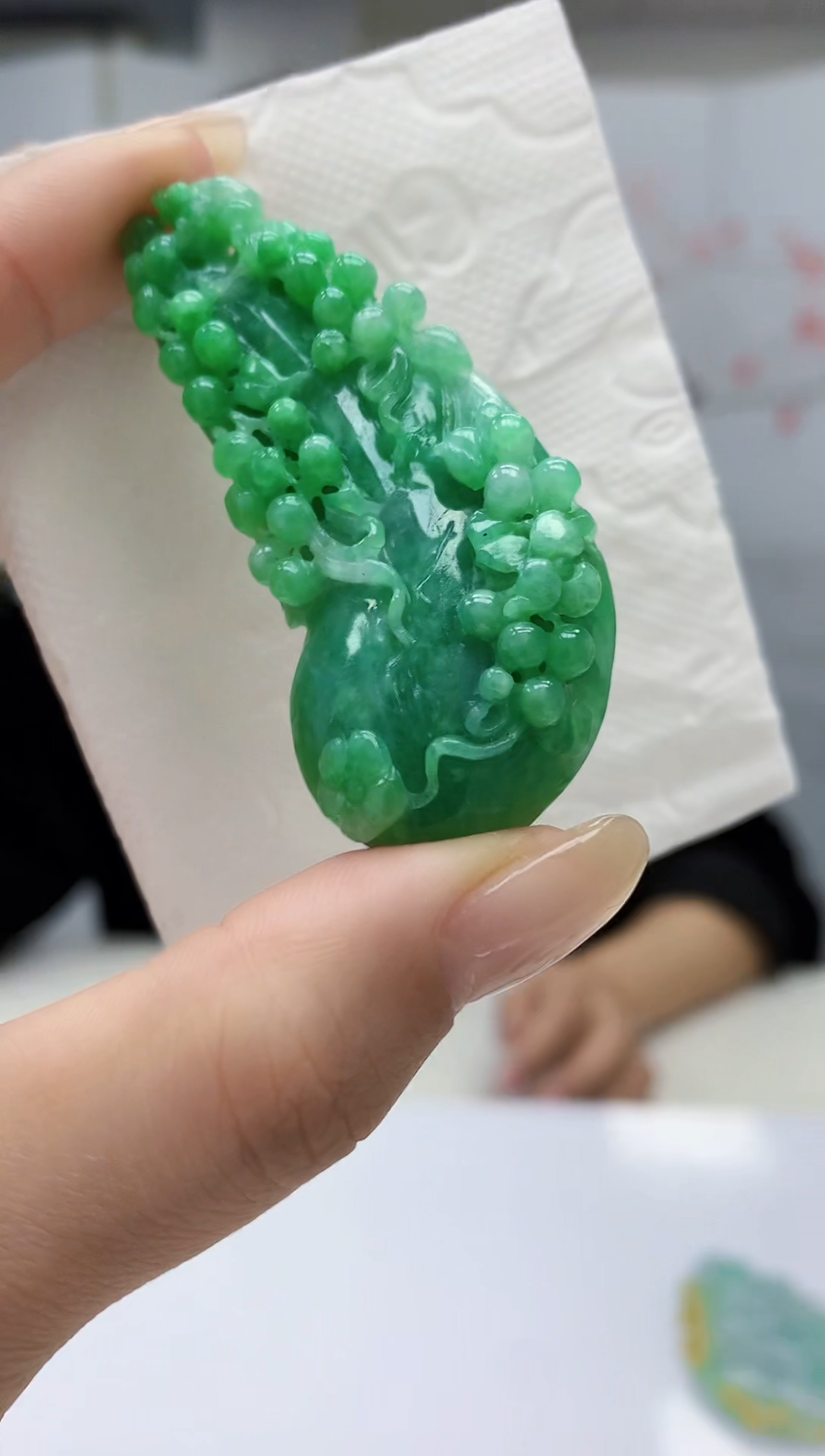 【闪购商品】定制翡翠未镶嵌4829lr-毛货挂件50