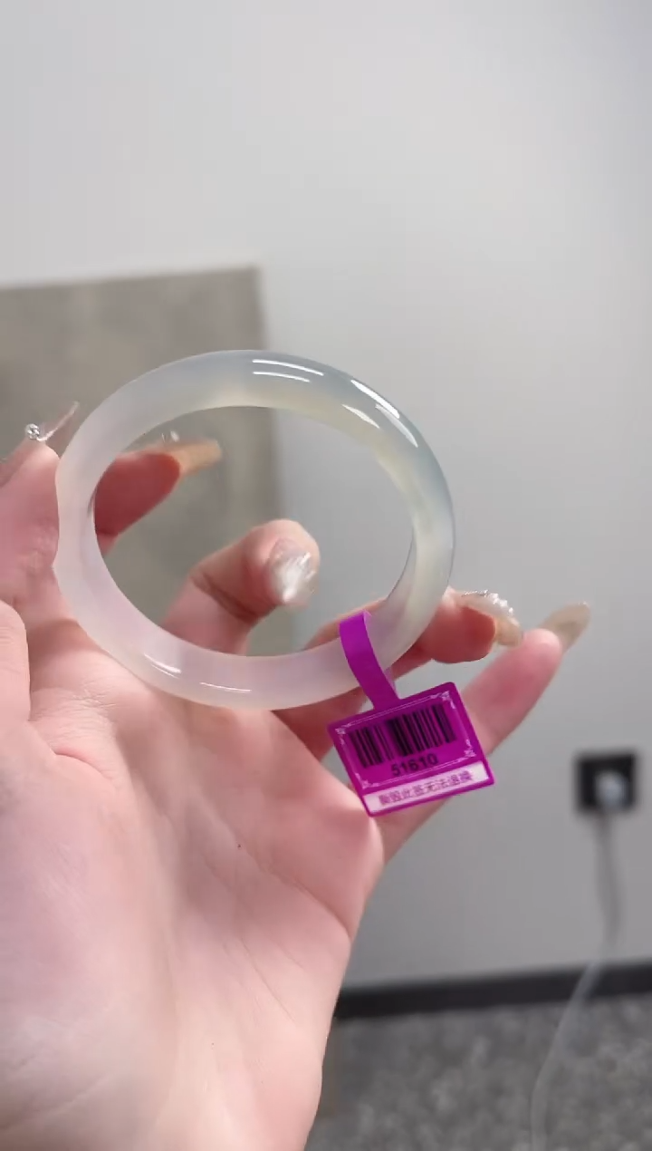 【闪购商品】玛瑙/玉髓手镯未镶嵌53圈 需要包容