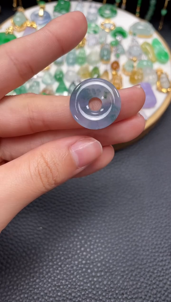 【闪购商品】翡翠吊坠(不含链)未镶嵌一个  JK502