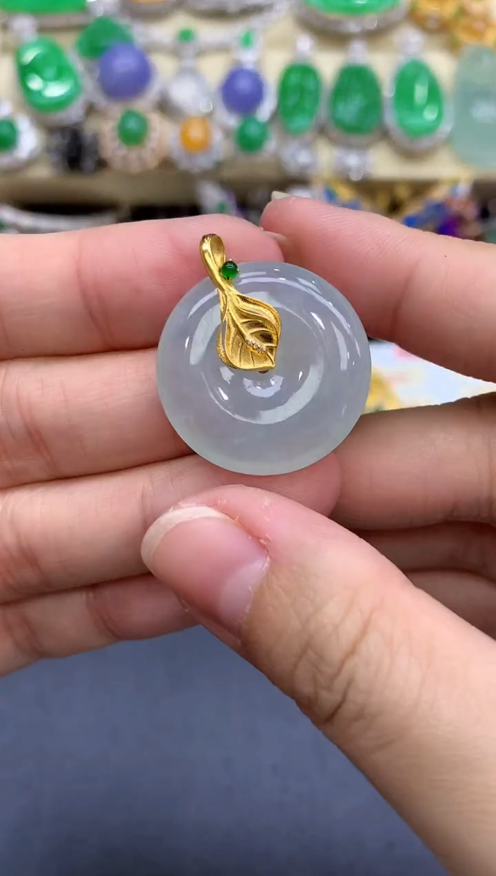 颈饰18K金镶嵌翡翠112-中国好珍宝