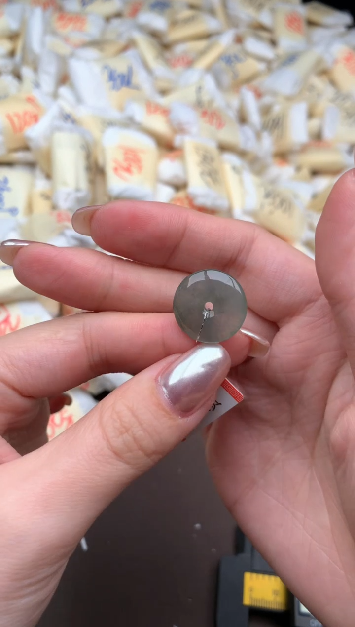 【闪购商品】翡翠挂件未镶嵌一