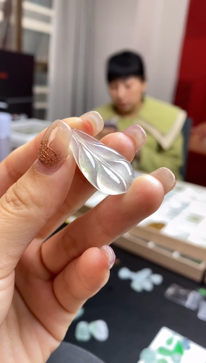 【闪购商品】定制翡翠未镶嵌翡翠毛货~