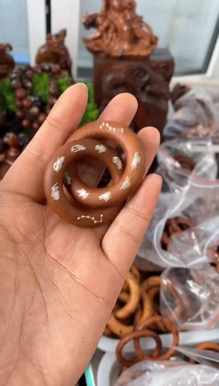 【闪购商品】木枣木老料子镶银五雷小乾坤圈随机
