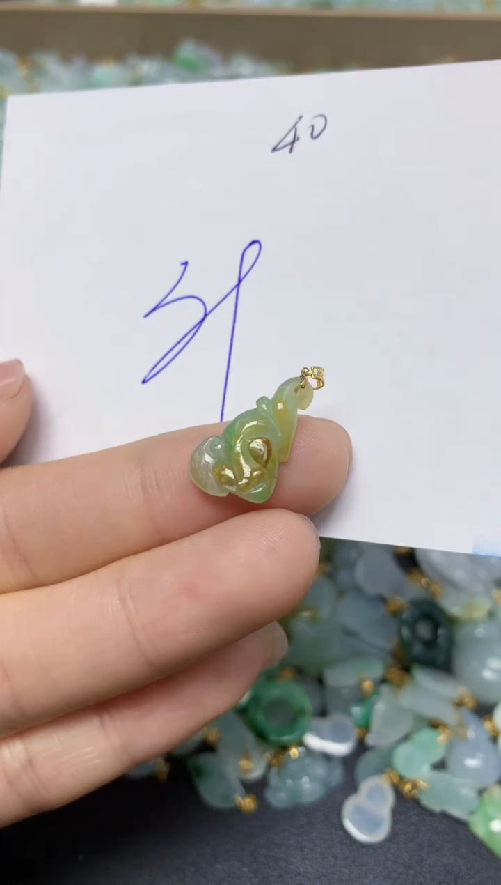 【闪购商品】翡翠挂件18K金镶嵌 天然翡翠A货