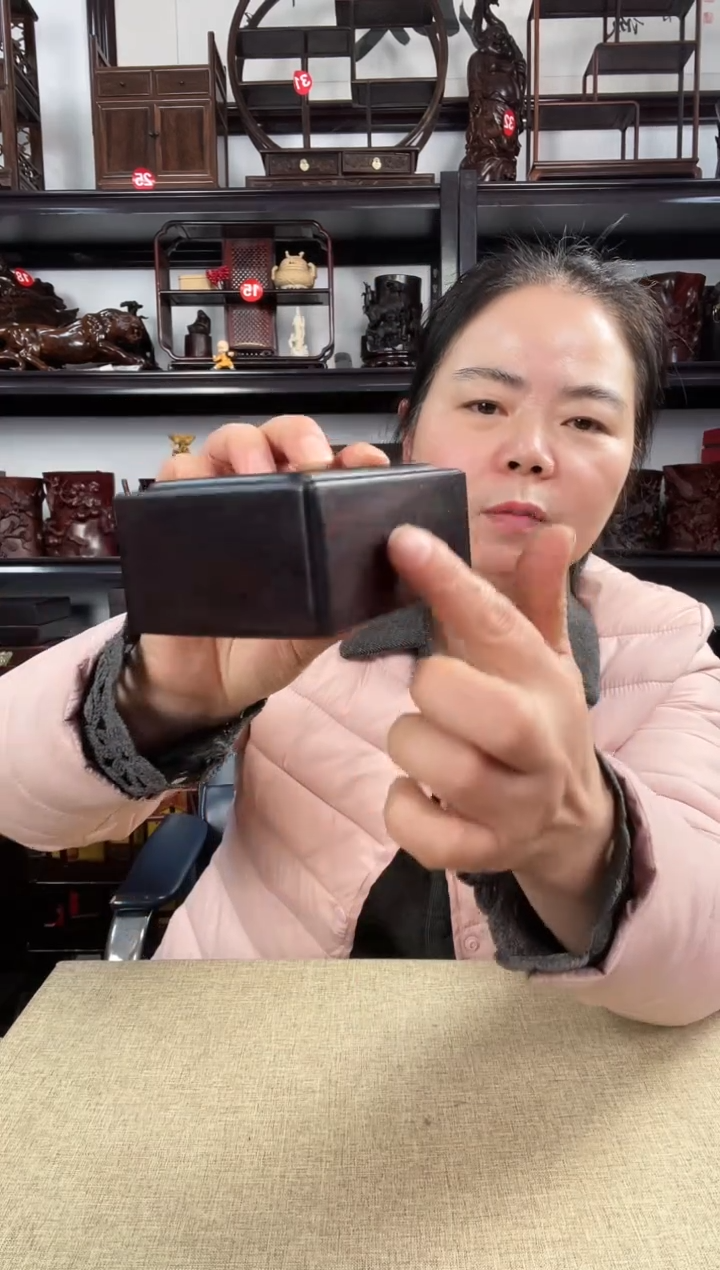 木467瑕疵李红木工艺品