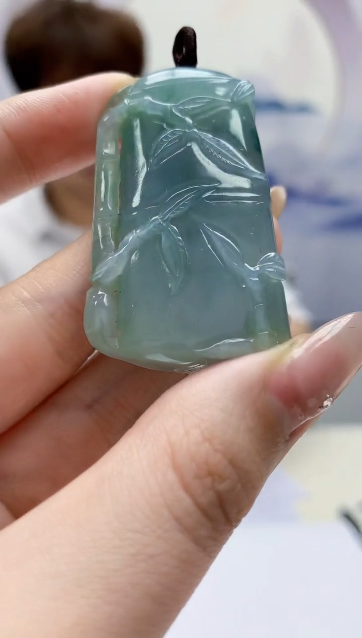 【闪购商品】定制翡翠未镶嵌4868jw-毛货挂件240