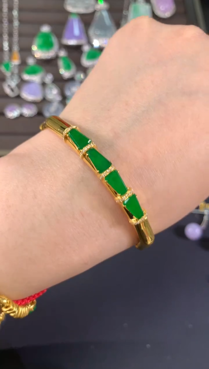 【闪购商品】翡翠手镯18K金镶嵌Z298|25800