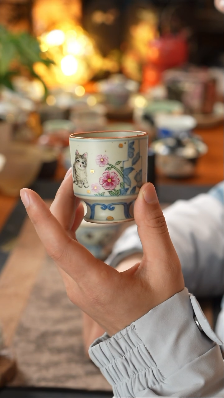 【闪购商品】素谷-青花釉上彩猫咪小高足主人杯