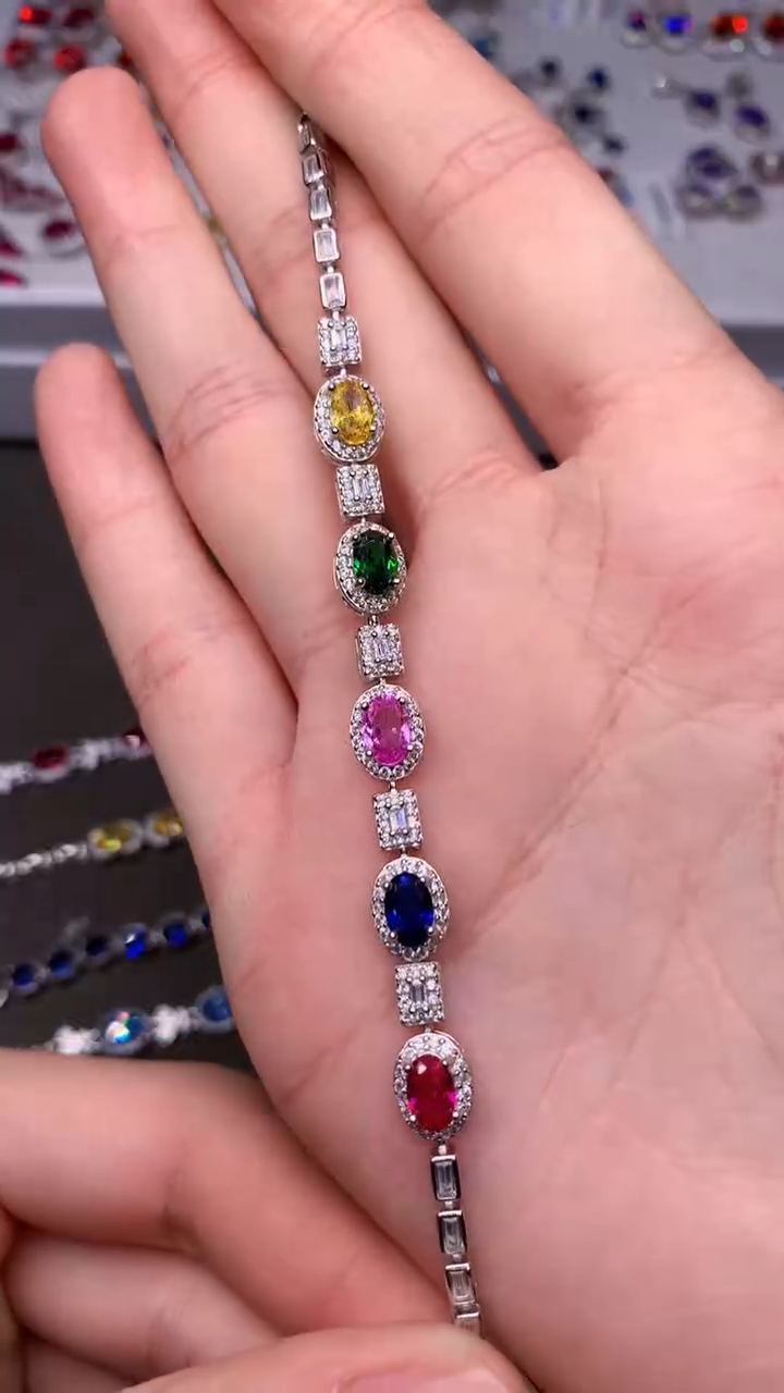 【闪购商品】彩色蓝宝石手链银S925镶嵌........