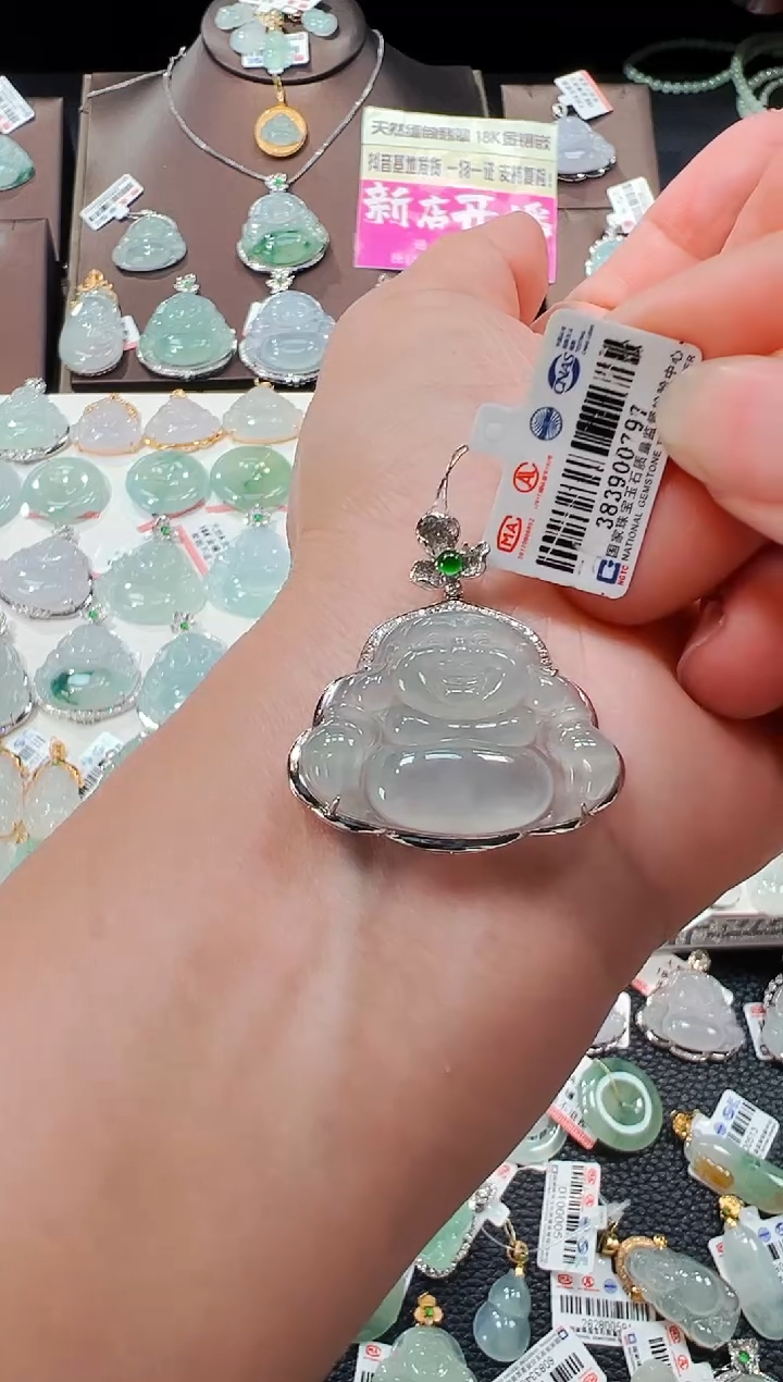 【闪购商品】翡翠吊坠(不含链)18K金镶嵌佛公吊坠797