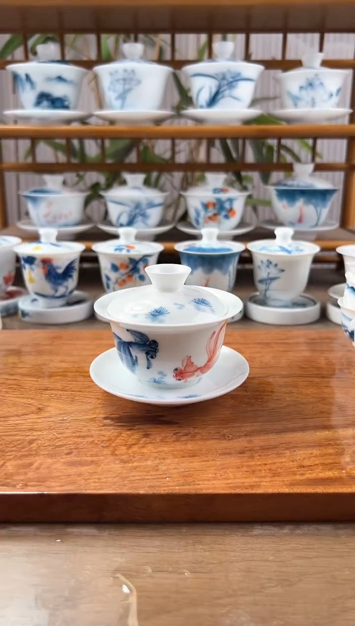 微瑕红蓝锦鲤130ml三才盖碗