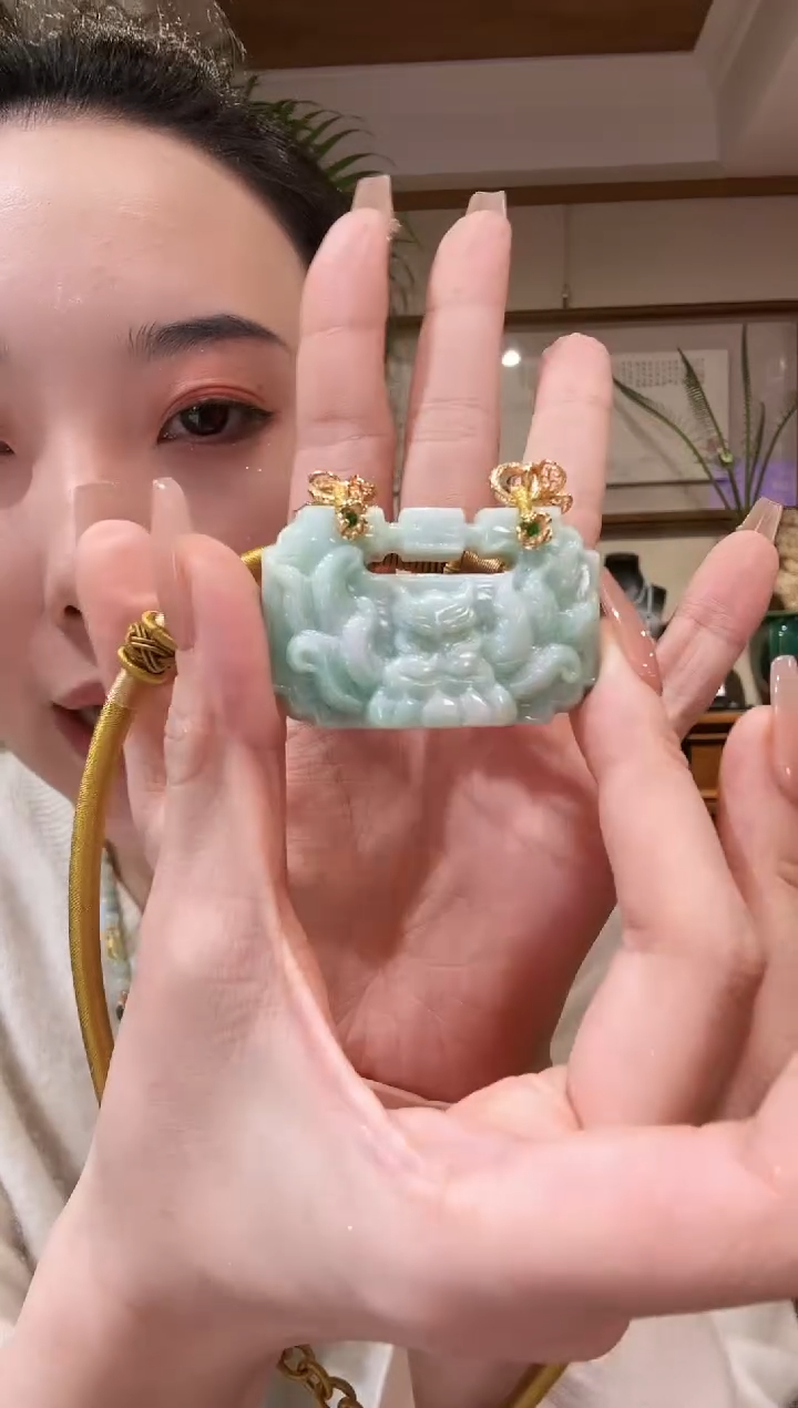 【闪购商品】翡翠颈饰未镶嵌国风