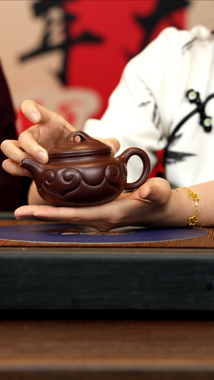 【闪购商品】紫砂茶壶LHQ 紫泥 仿古如意 200cc