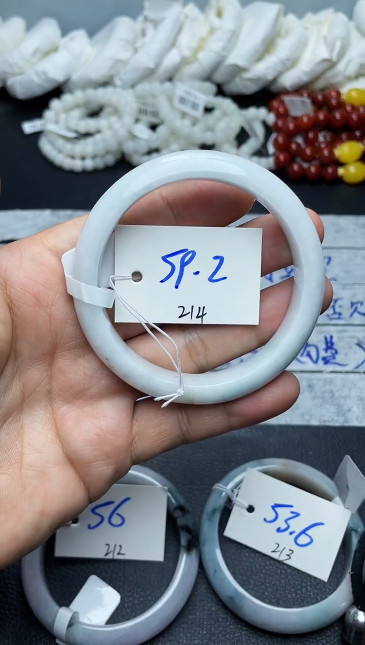 未镶嵌手镯翡翠214