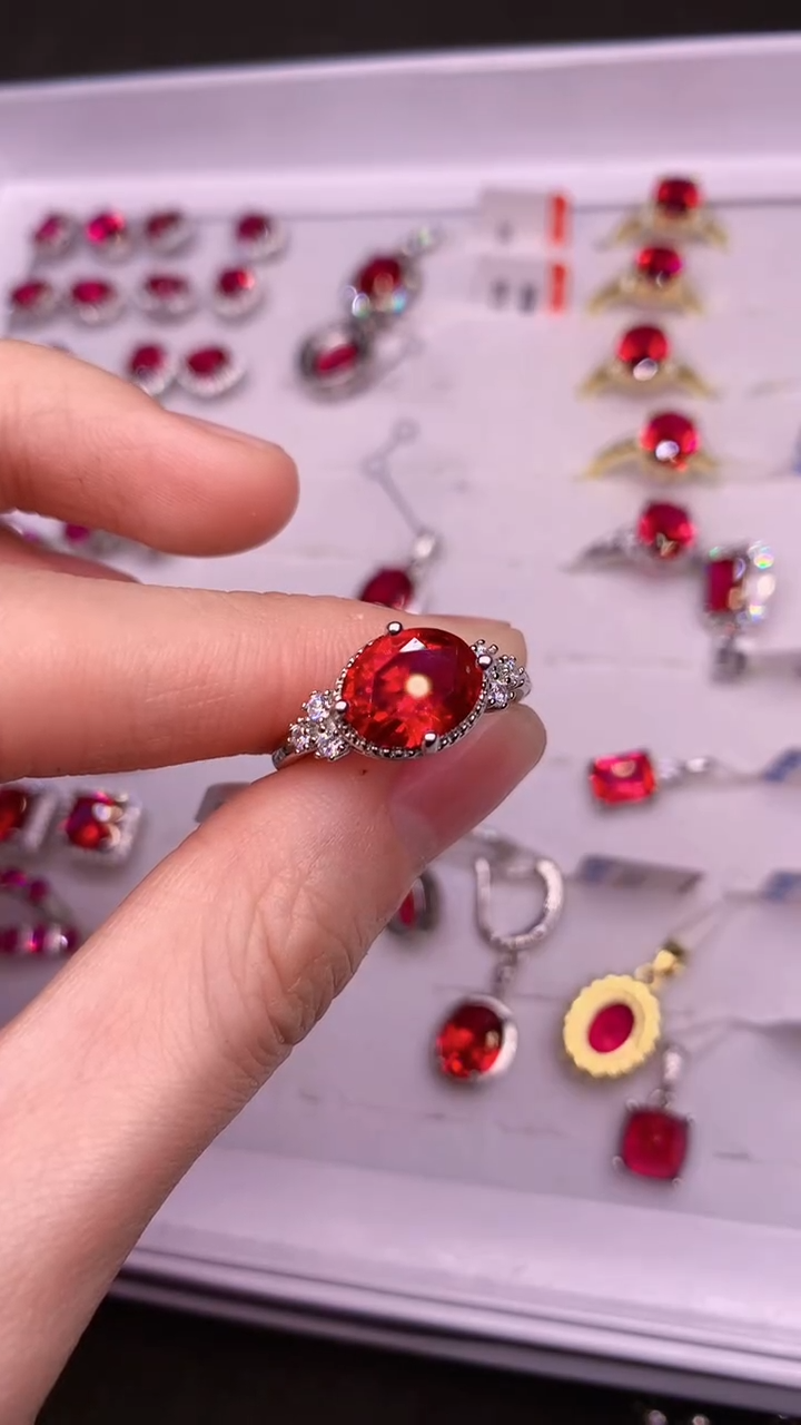 【闪购商品】红宝石戒指银S925镶嵌.....