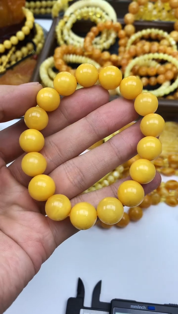 裸石琥珀未镶嵌手串
