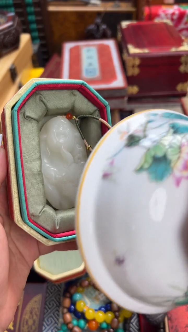 瓷片--------瓷---------白财神