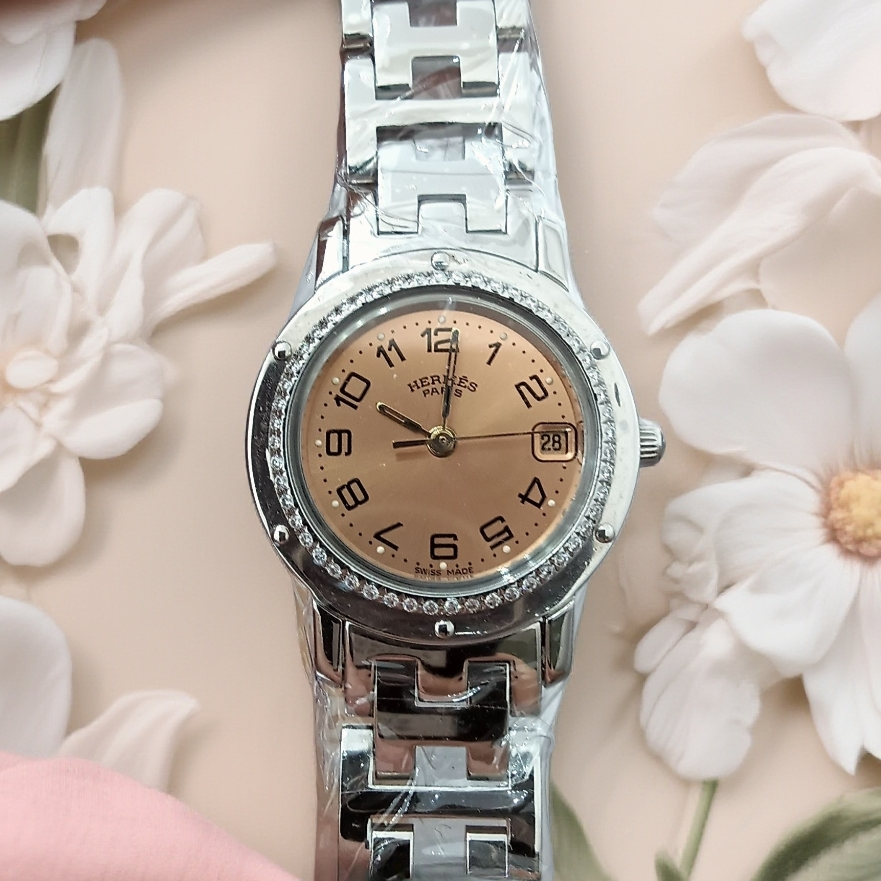 95新 Hermes/爱马仕 石英表后镶钻盘24腕16/256103507