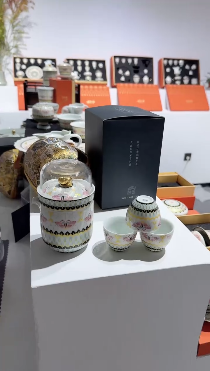 【闪购商品】小乔推荐如图所示