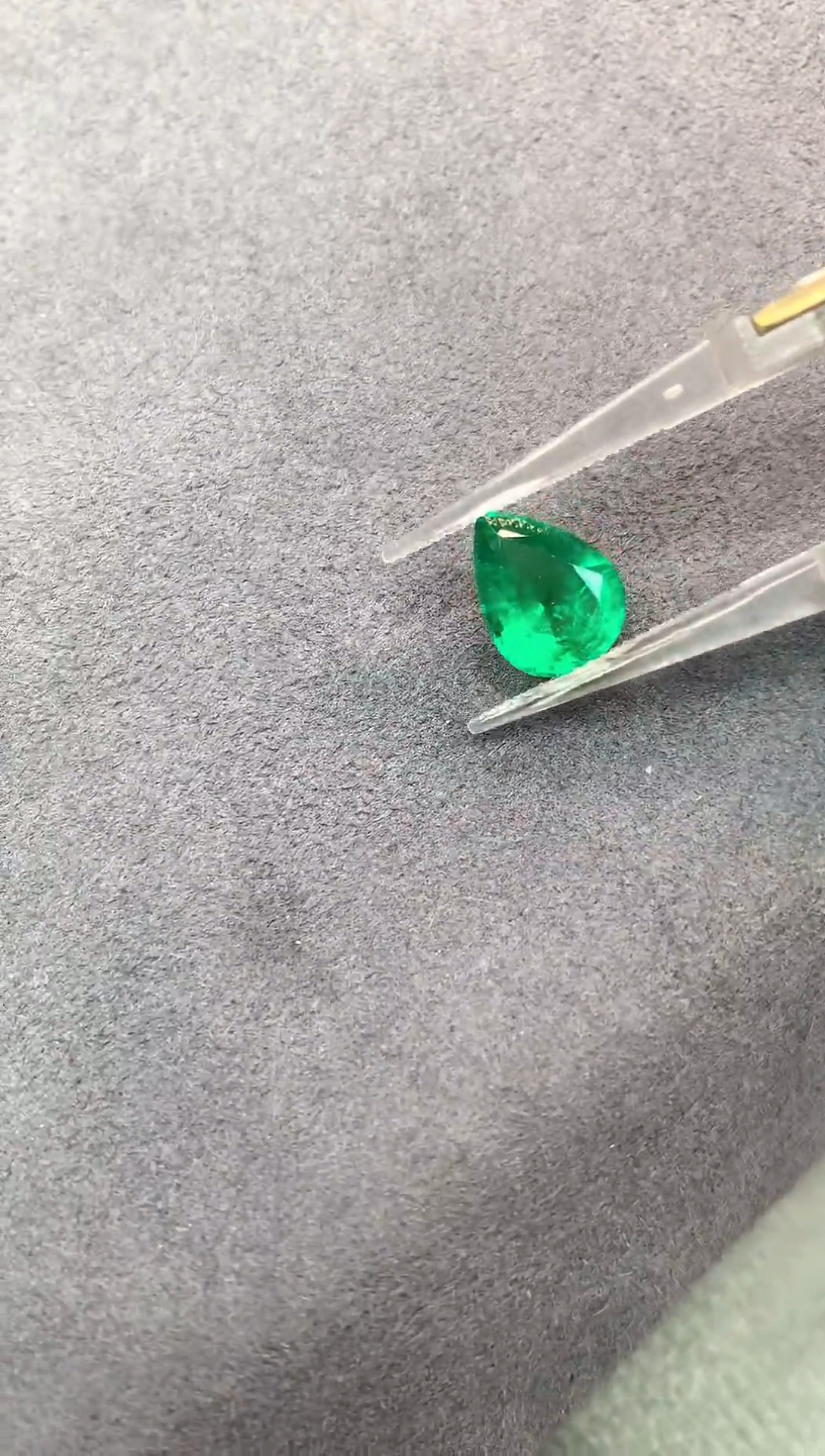 【闪购商品】祖母绿裸石未镶嵌2.55克拉vvg