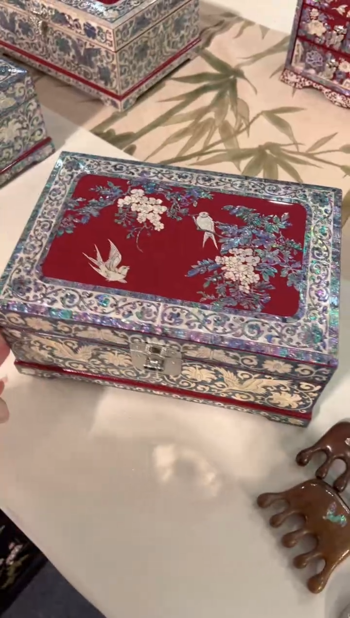 【闪购商品】鱼锁满贝底·弘贝雅螺钿漆器文化馆