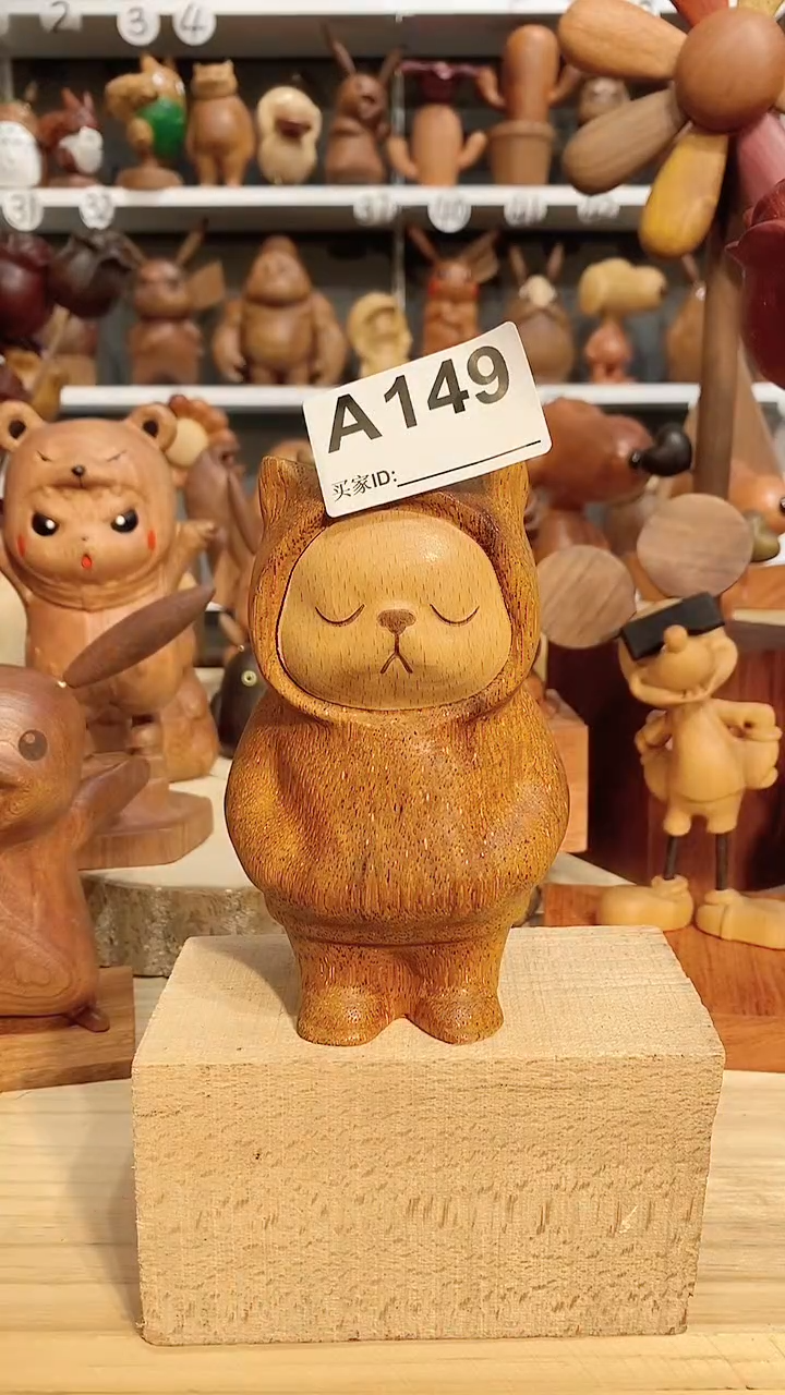 【闪购商品】木木雕摆件可爱卡通