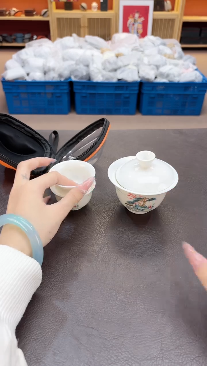 【闪购商品】摆件瓷SC1111111111111