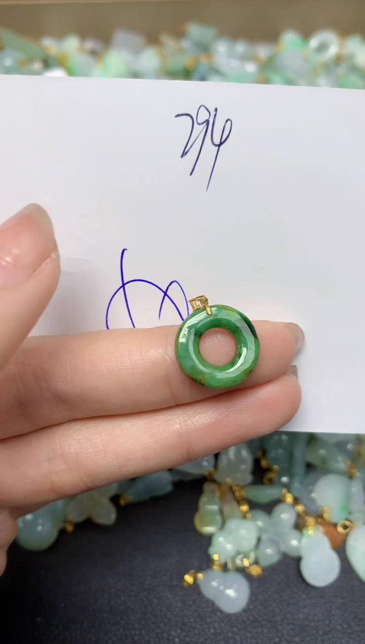 【闪购商品】翡翠颈饰18K金镶嵌天然翡翠A货