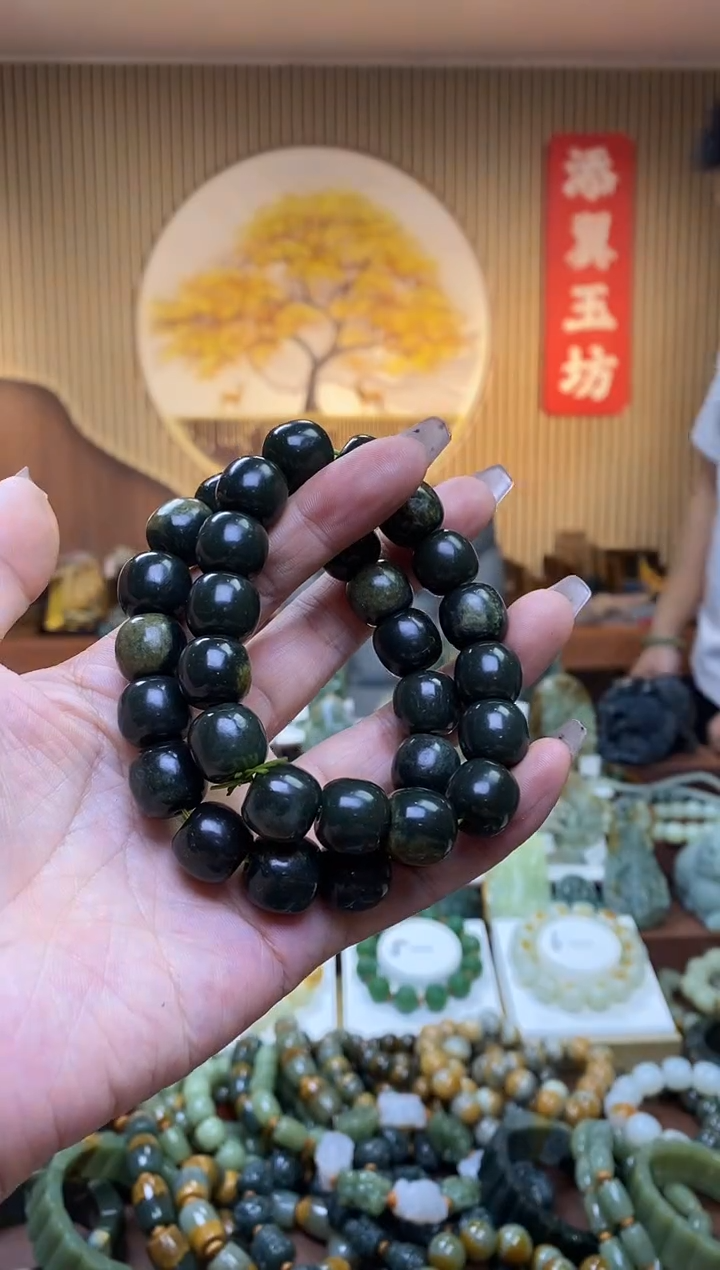 【闪购商品】和田玉手串未镶嵌多样性随机发一