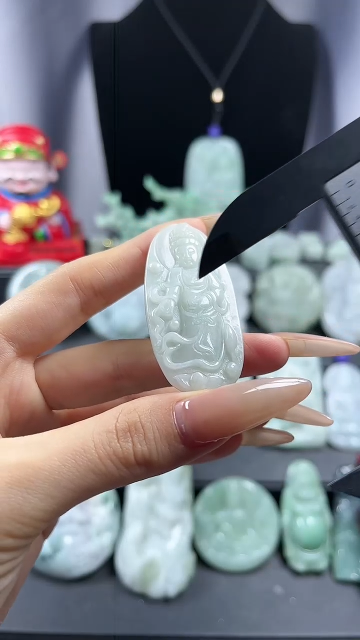 【闪购商品】翡翠颈饰未镶嵌观音
