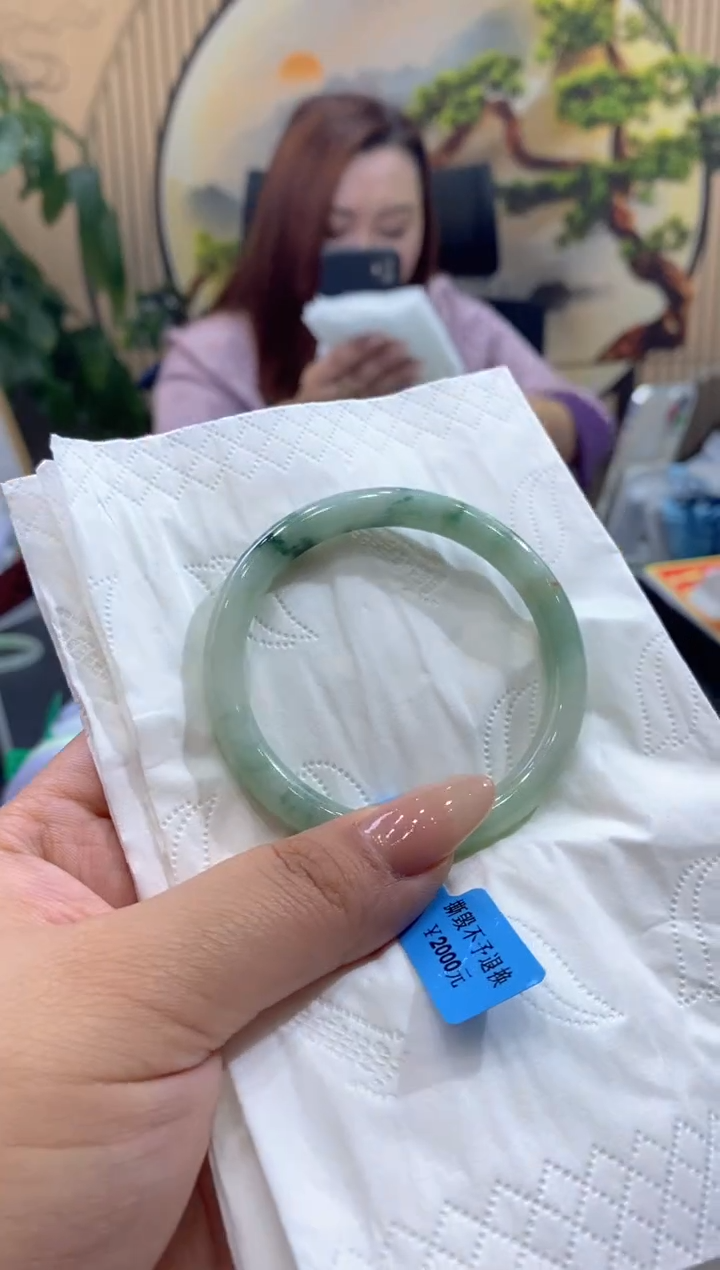 【闪购商品】翡翠未镶嵌手镯00008925