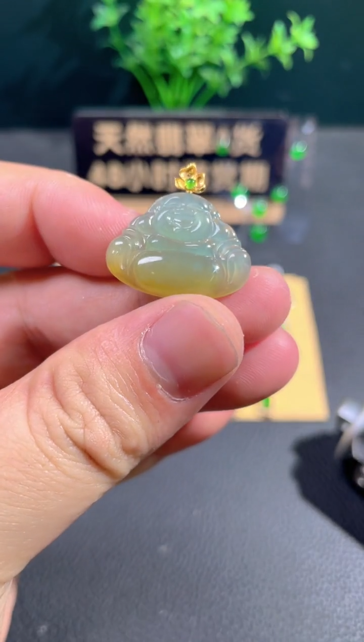 【闪购商品】翡翠颈饰18K金镶嵌翡翠