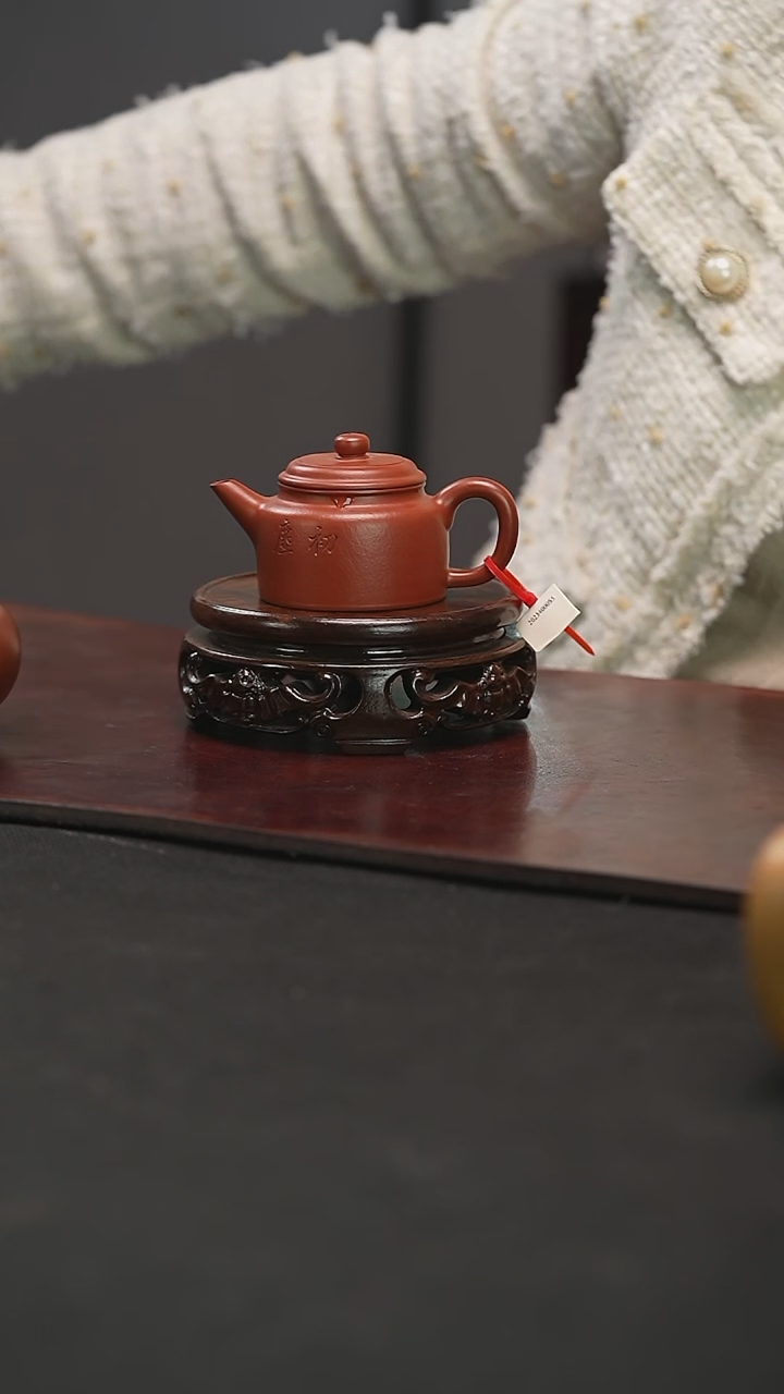 【闪购商品】紫砂茶壶宁瑜小德中（把歪）