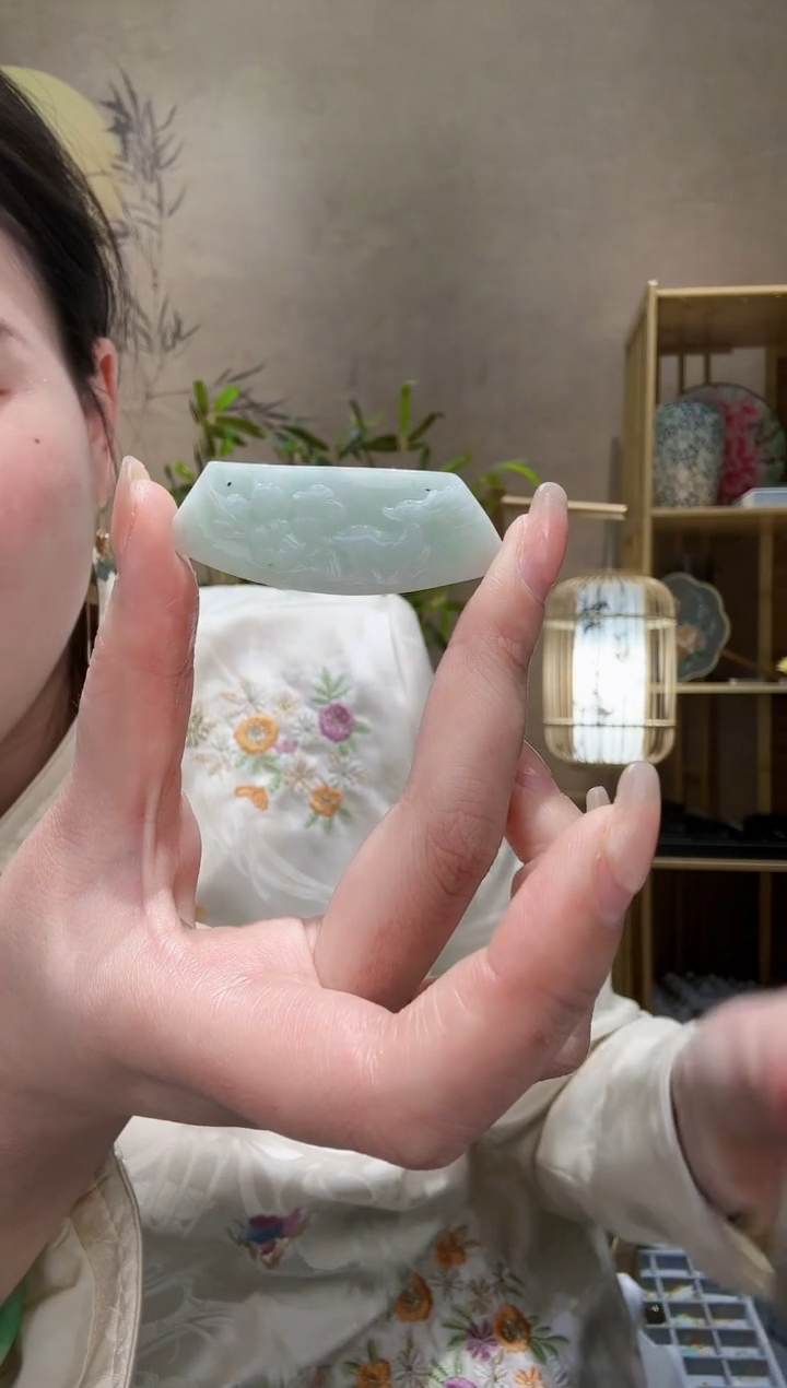 【闪购商品】翡翠颈饰未镶嵌吊坠