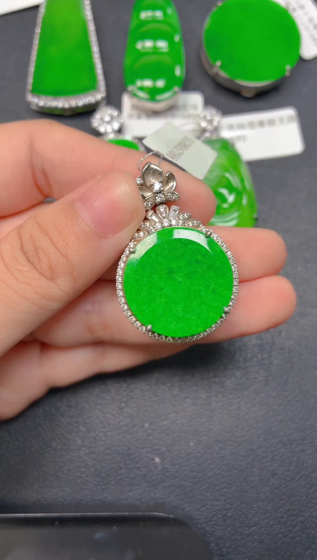 颈饰银S925镶嵌翡翠1