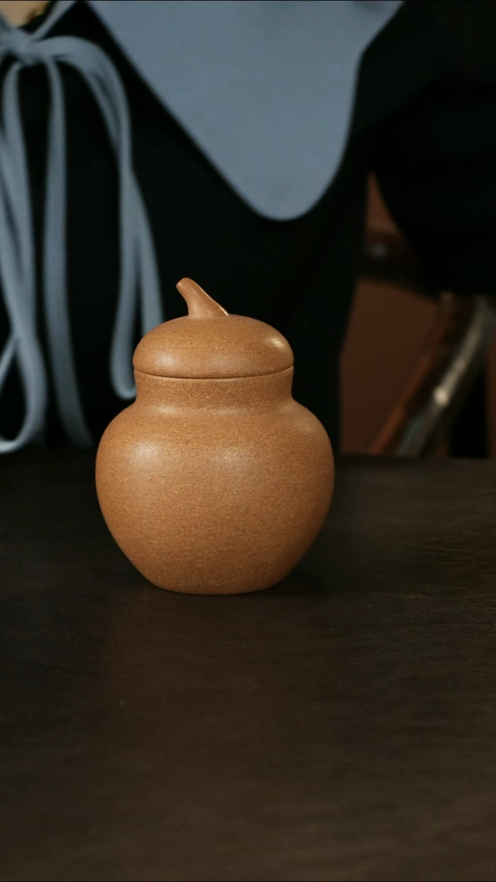 紫砂茶叶罐五彩段泥 葫芦醒茶罐 约50克